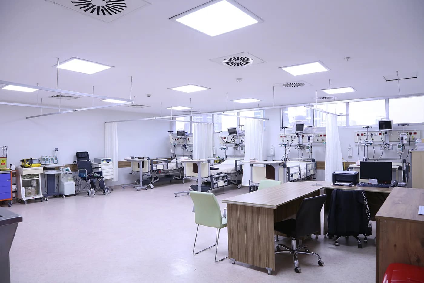Nev Hospital fotoğraf arşivi