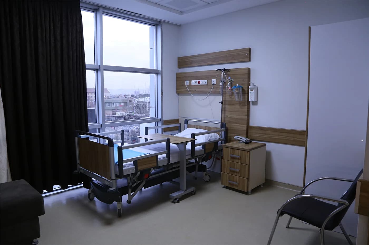 Nev Hospital fotoğraf arşivi